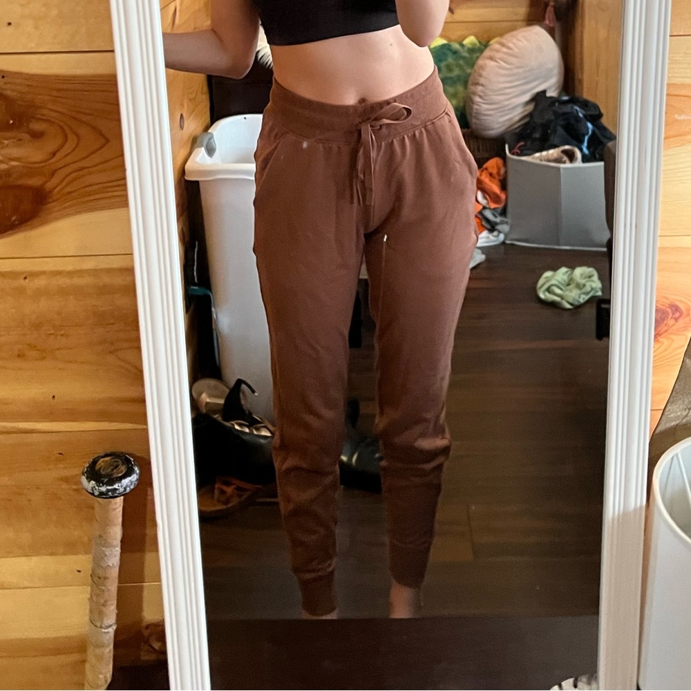 Brown Lounge Sweats 🤎🤎